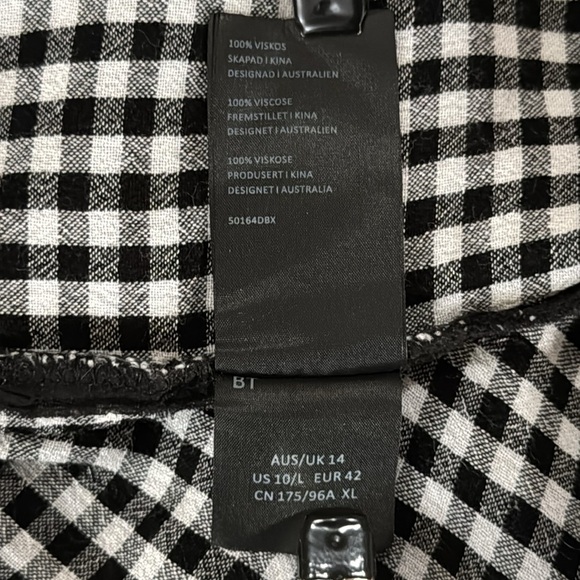 BARDOT Cindy Gingham Off the Shoulder Midi Dress - Picture 11 of 15